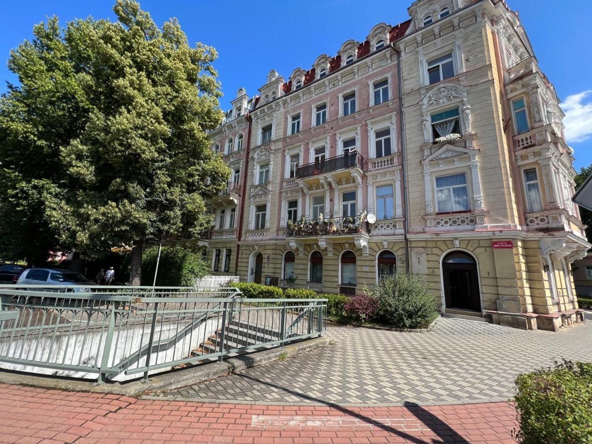 Apartment Alice Center Karlovy Vary Dış mekan fotoğraf
